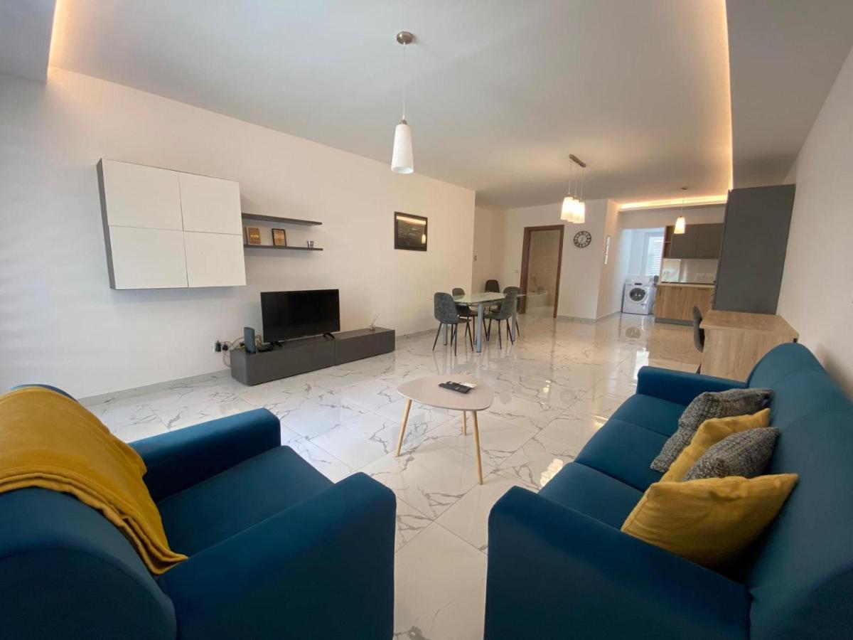 Sliema Centrally Located Apt Экстерьер фото